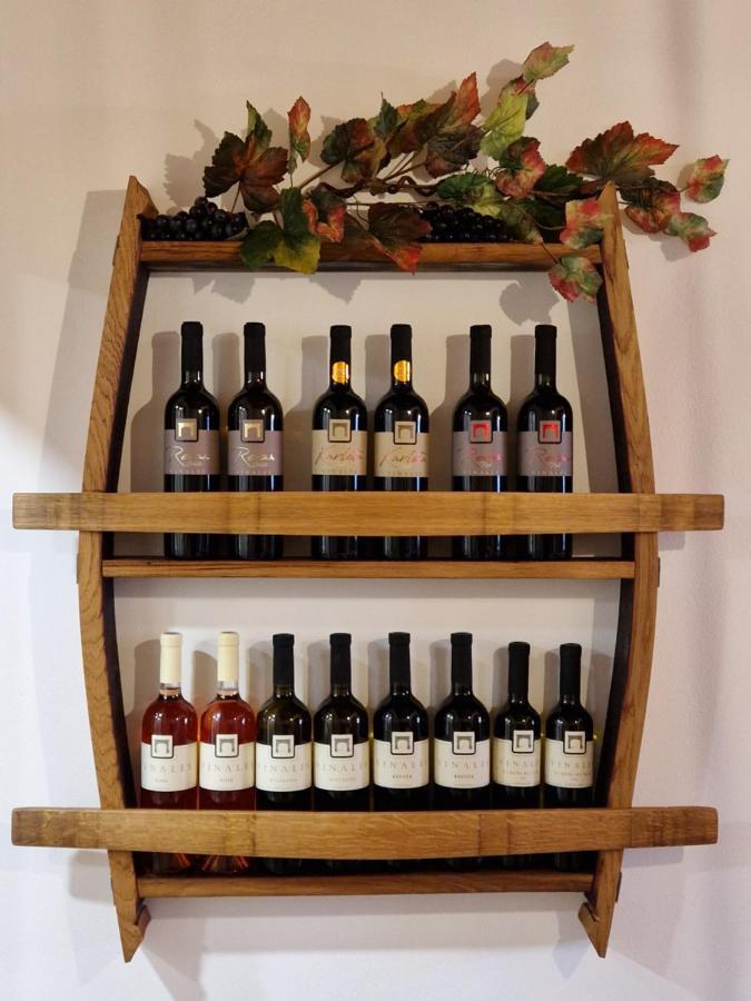 Wine & Apartment Vinales Koper Bagian luar foto